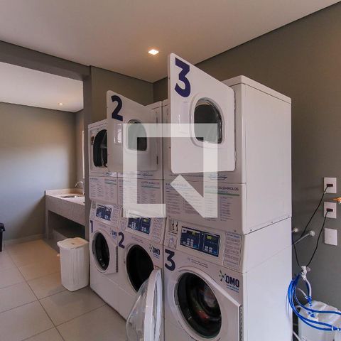 Apartamento à venda com 38m², 2 quartos e sem vaga Apartamento à venda com 38m², 2 quartos e sem vagaLavanderia