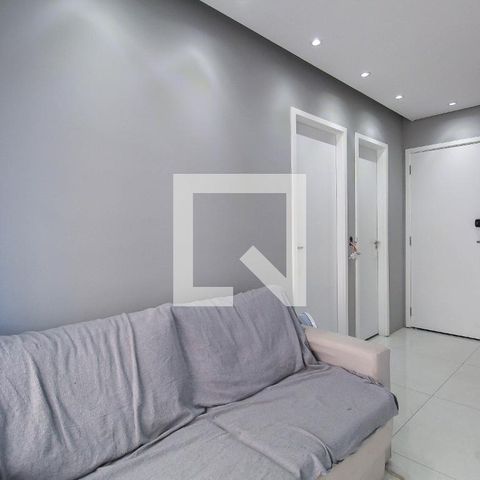 Apartamento à venda com 38m², 2 quartos e sem vaga Apartamento à venda com 38m², 2 quartos e sem vagaSala
