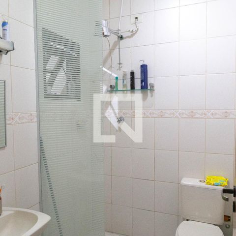Casa à venda com 195m², 3 quartos e 3 vagas Casa à venda com 195m², 3 quartos e 3 vagasBanheiro Suíte 2