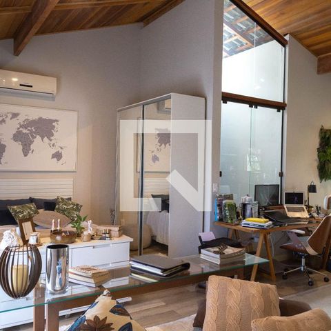 Casa à venda com 195m², 3 quartos e 3 vagas Casa à venda com 195m², 3 quartos e 3 vagasSuíte 3