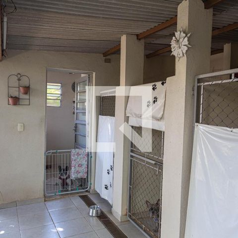 Casa à venda com 195m², 3 quartos e 3 vagas Casa à venda com 195m², 3 quartos e 3 vagasQuintal