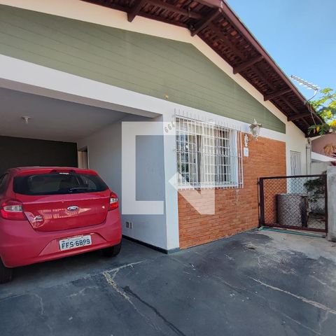 Casa à venda com 290m², 3 quartos e 2 vagasÁrea Externa
