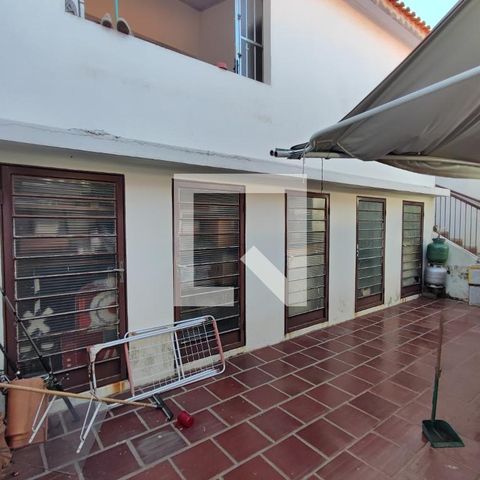 Casa à venda com 290m², 3 quartos e 2 vagasQuintal