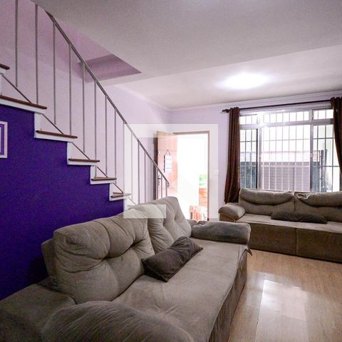 Casa à venda com 101m², 2 quartos e 1 vagaSala 