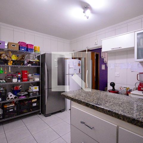 Casa à venda com 101m², 2 quartos e 1 vagaCozinha 