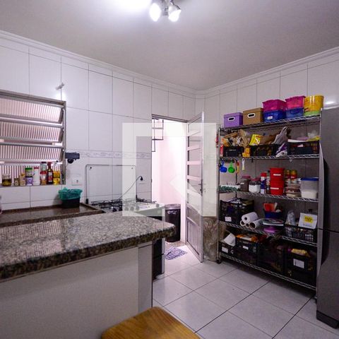 Casa à venda com 101m², 2 quartos e 1 vagaCozinha 