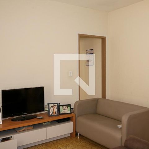 Casa para alugar com 250m², 2 quartos e 1 vagaSala - Casa 02