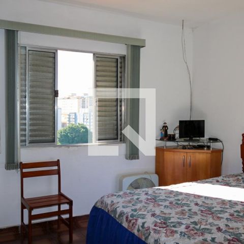 Casa para alugar com 250m², 2 quartos e 1 vagaQuarto - Casa 01
