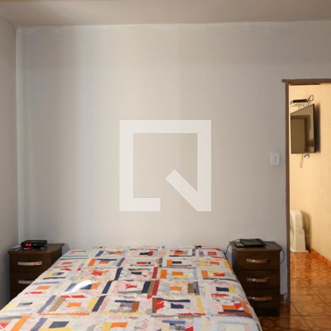 Casa para alugar com 250m², 2 quartos e 1 vagaSuíte - Casa 02
