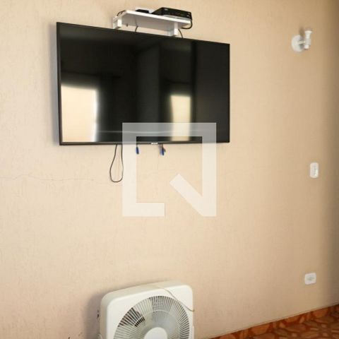 Casa para alugar com 250m², 2 quartos e 1 vagaQuarto - Casa 02