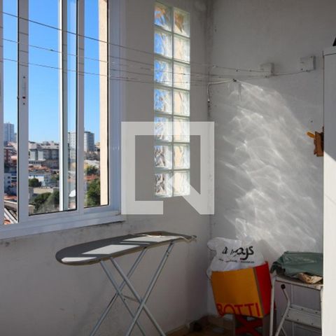 Casa para alugar com 250m², 2 quartos e 1 vagaÁrea de Serviço - Casa 02