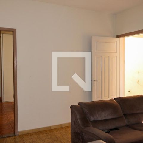 Casa para alugar com 250m², 2 quartos e 1 vagaSala - Casa 02