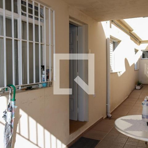 Casa para alugar com 250m², 2 quartos e 1 vagaQuintal