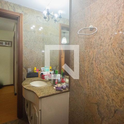 Apartamento para alugar com 713m², 3 quartos e 4 vagasBanheiro Social