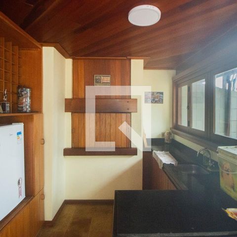 Apartamento para alugar com 713m², 3 quartos e 4 vagasCobertura