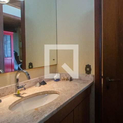 Apartamento para alugar com 713m², 3 quartos e 4 vagasBanheiro Social 2