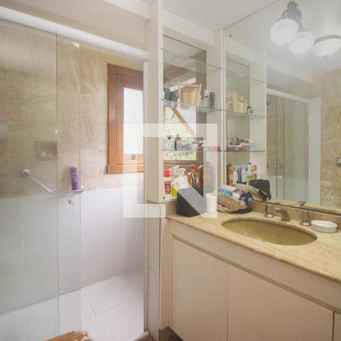 Apartamento para alugar com 713m², 3 quartos e 4 vagasBanheiro da Suíte