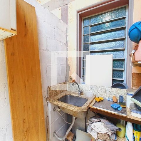 Casa à venda com 75m², 2 quartos e 1 vagaÁrea de Serviço