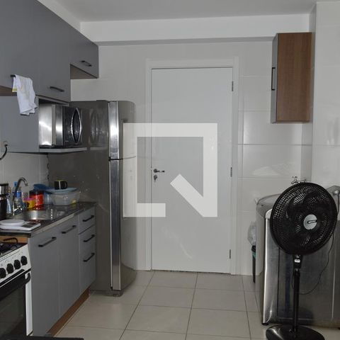 Apartamento à venda com 42m², 2 quartos e sem vagaCozinha e Área de Serviço