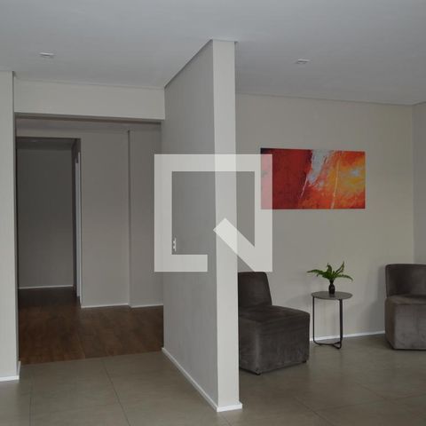 Apartamento à venda com 42m², 2 quartos e sem vagaÁrea comum