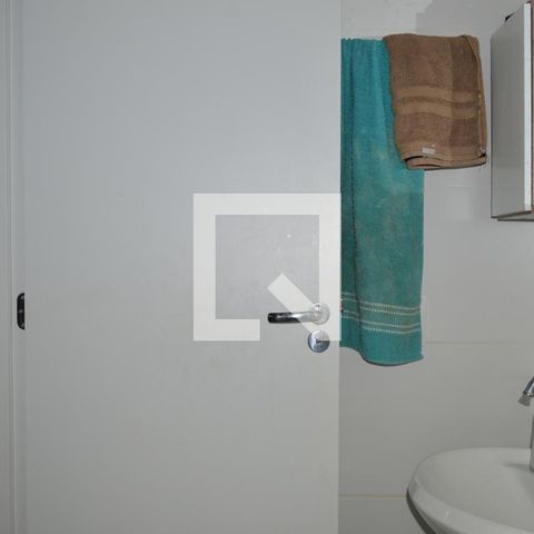 Apartamento à venda com 42m², 2 quartos e sem vagaBanheiro