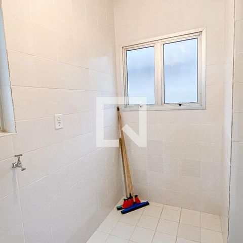Apartamento à venda com 72m², 3 quartos e 1 vagaÁrea de Serviço