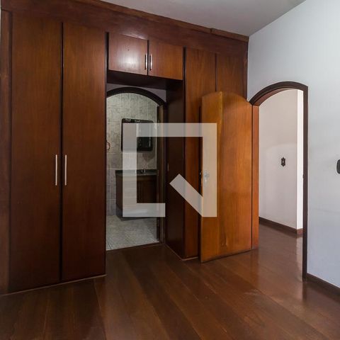 Casa para alugar com 551m², 15 quartos e 4 vagasQuarto 7 - Suíte 2