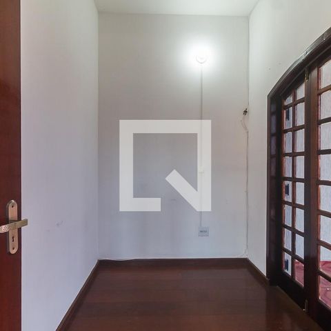 Casa para alugar com 551m², 15 quartos e 4 vagasQuarto 1
