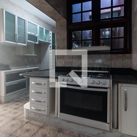 Casa para alugar com 551m², 15 quartos e 4 vagasCozinha