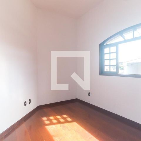 Casa para alugar com 551m², 15 quartos e 4 vagasQuarto 5