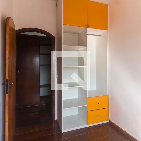 Casa para alugar com 551m², 15 quartos e 4 vagasQuarto 9