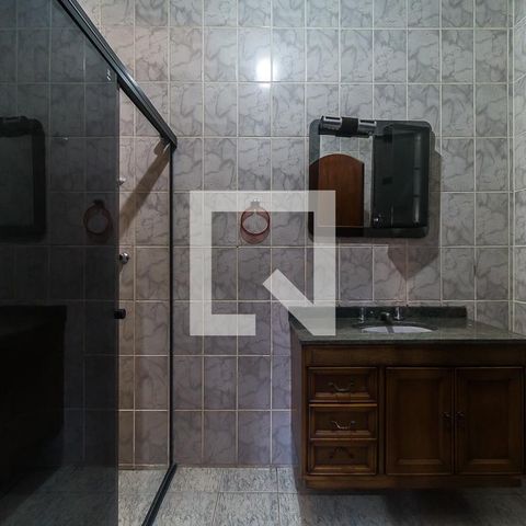 Casa para alugar com 551m², 15 quartos e 4 vagasBanheiro da Suíte 2