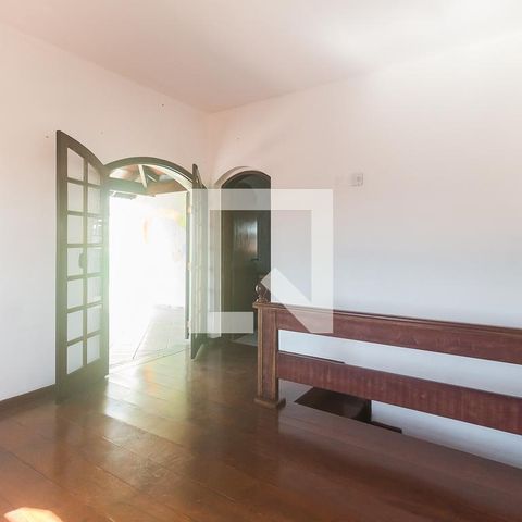 Casa para alugar com 551m², 15 quartos e 4 vagasQuarto 6 - Suíte 1