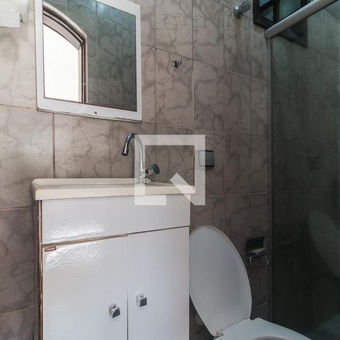 Casa para alugar com 551m², 15 quartos e 4 vagasBanheiro da Suíte 114