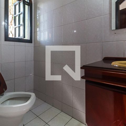 Casa para alugar com 551m², 15 quartos e 4 vagasLavabo