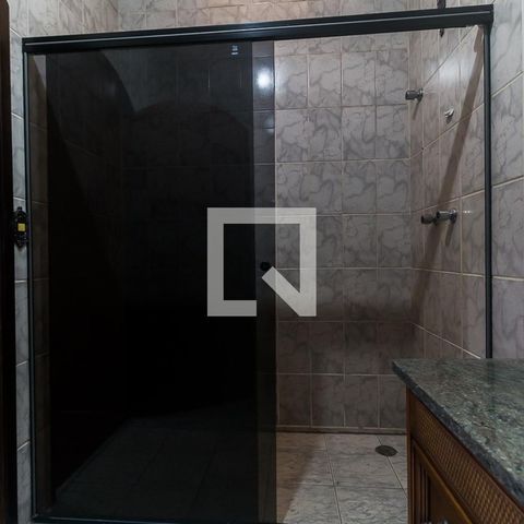 Casa para alugar com 551m², 15 quartos e 4 vagasBanheiro da Suíte 2