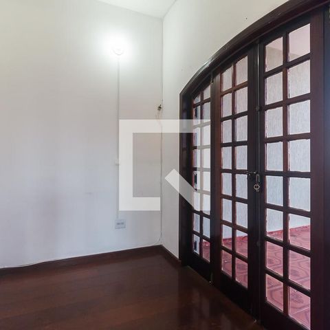 Casa para alugar com 551m², 15 quartos e 4 vagasQuarto 1