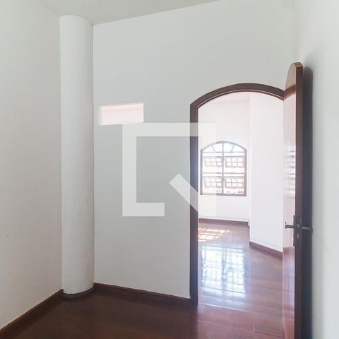 Casa para alugar com 551m², 15 quartos e 4 vagasQuarto 3