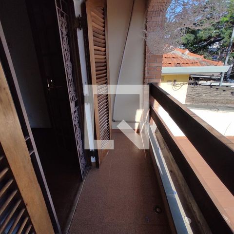 Casa à venda com 214m², 3 quartos e 2 vagas Casa à venda com 214m², 3 quartos e 2 vagasVaranda Suíte