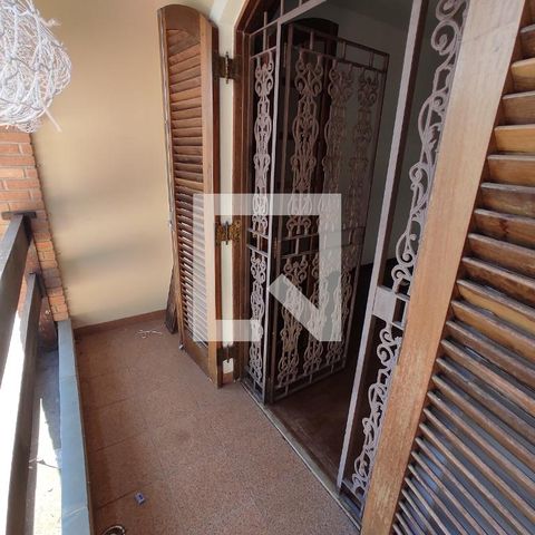 Casa à venda com 214m², 3 quartos e 2 vagas Casa à venda com 214m², 3 quartos e 2 vagasVaranda Suíte