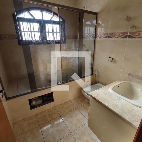 Casa à venda com 214m², 3 quartos e 2 vagas Casa à venda com 214m², 3 quartos e 2 vagasSuíte