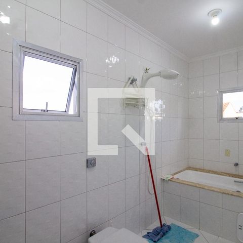 Casa à venda com 380m², 5 quartos e 6 vagasBanheiro da Suíte