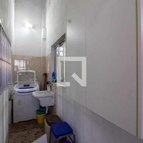 Casa à venda com 380m², 5 quartos e 6 vagasÁrea de Serviço