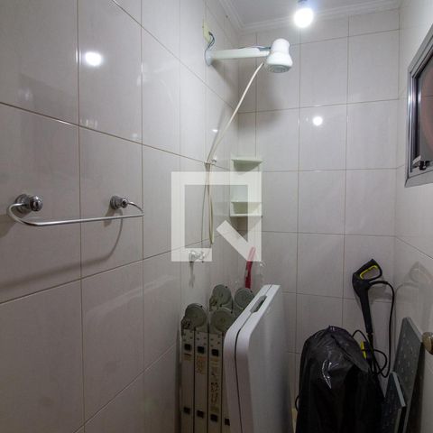Casa à venda com 380m², 5 quartos e 6 vagasBanheiro Espaço Gourmet