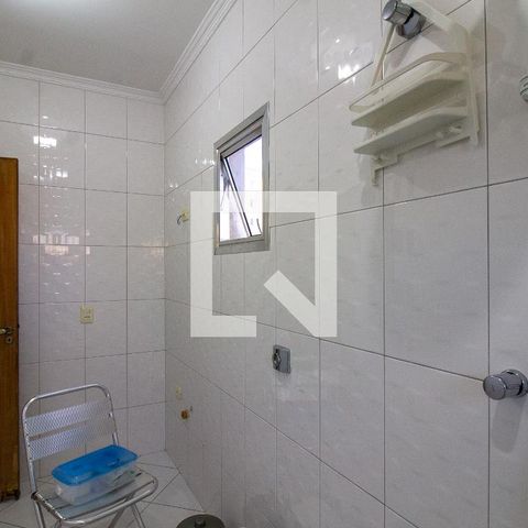 Casa à venda com 380m², 5 quartos e 6 vagasBanheiro da Suíte