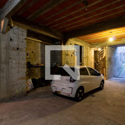 Casa à venda com 380m², 5 quartos e 6 vagasGaragem