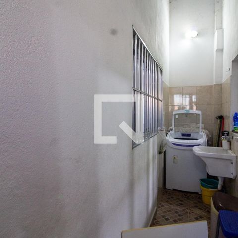 Casa à venda com 380m², 5 quartos e 6 vagasÁrea de Serviço