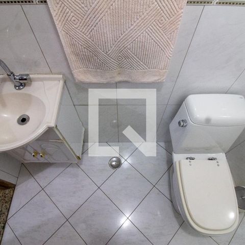 Casa à venda com 380m², 5 quartos e 6 vagasDetalhe do Lavabo