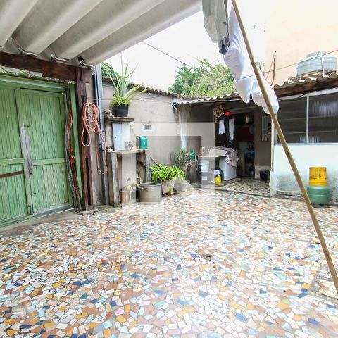 Casa à venda com 110m², 2 quartos e 2 vagas Casa à venda com 110m², 2 quartos e 2 vagasGaragem - Quintal