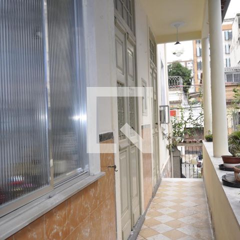 Casa à venda com 286m², 3 quartos e 1 vagaÁrea comum